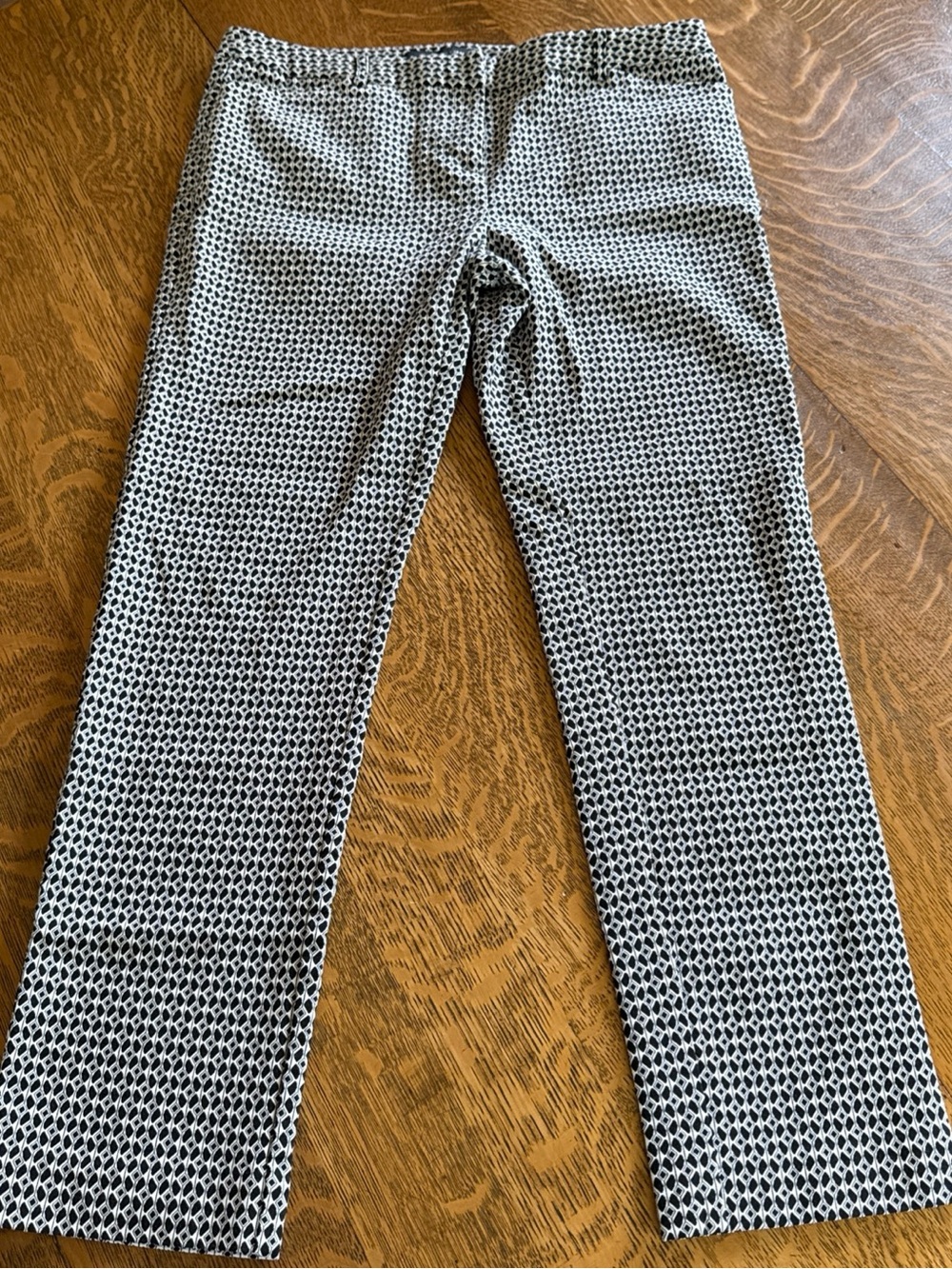 Amanda & Chelsea Black and White Geometric Pants